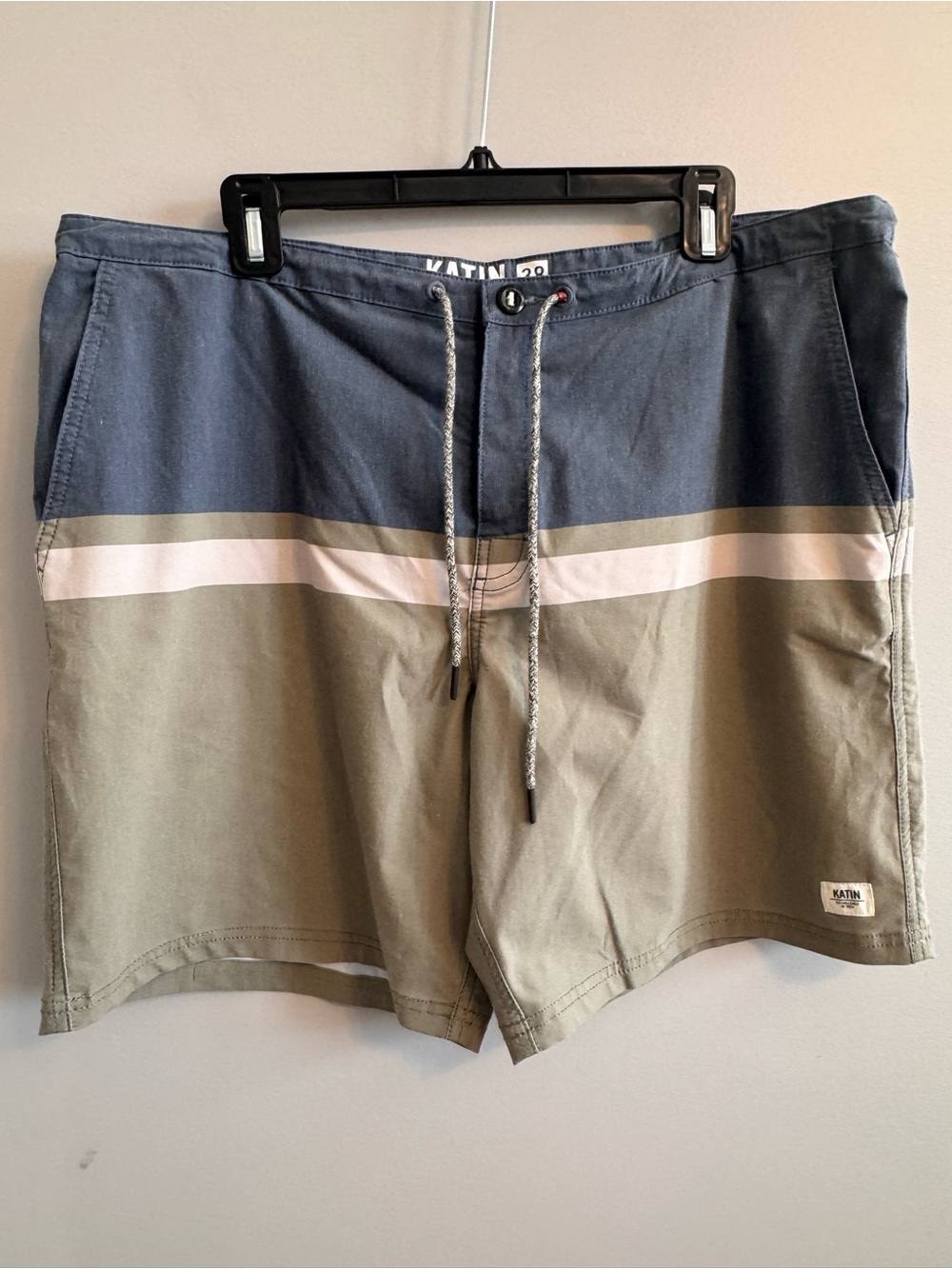 Katin Men’s Boardshorts Size 38 Navy Khaki Stripe Surf Swim Trunks
